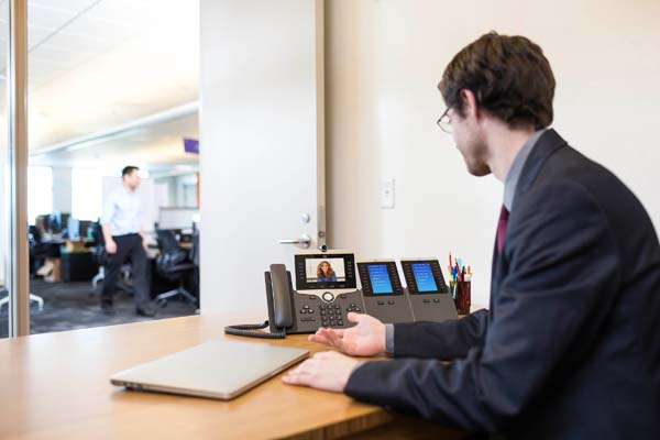 What is the Best Business&nbsp;Phone Model&nbsp;Handset to use with a Cloud-Based PBX?